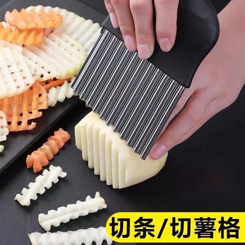 Wavy Blade Stainless Steel Crinkle Cut Potato Knife, Household Kitchen Vegetable Chopping Tool for Fancy Strips