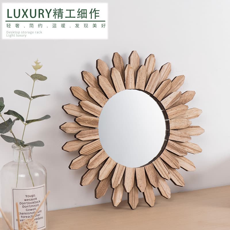 European Solid Wood Handcrafted Decorative Hanging Mirror for B&B/Hotel Entryways and Film Props