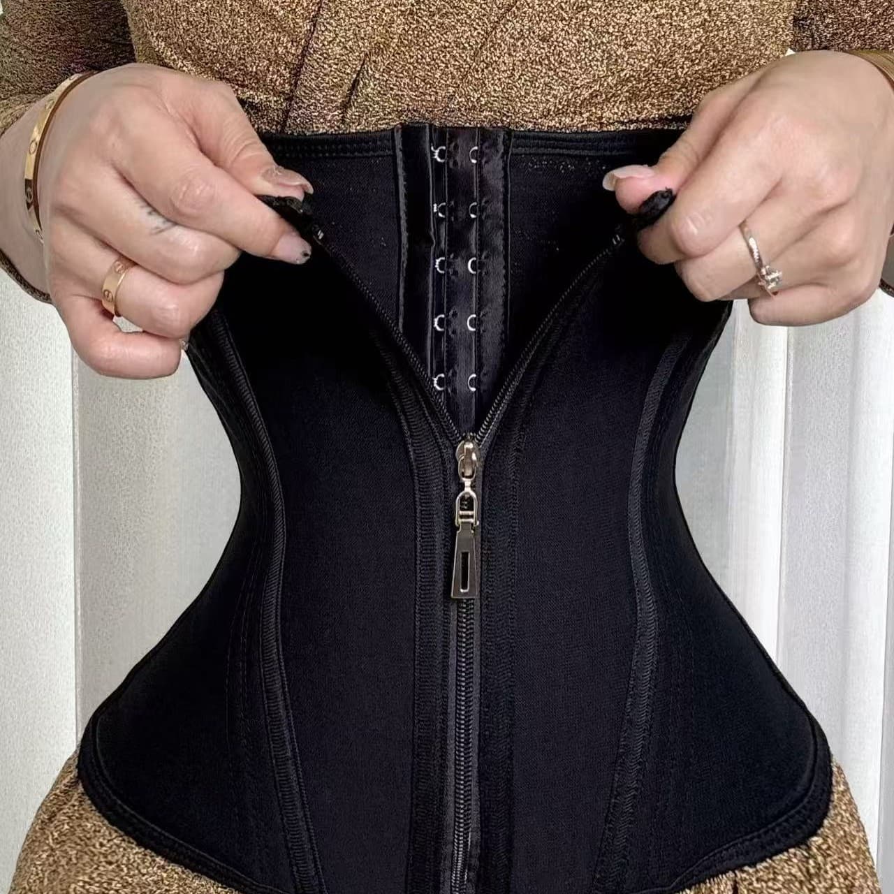 Fitness Shapewear for Women, Black Corset Belt, Waist and Hip Trainer Compression Belt for Shaping