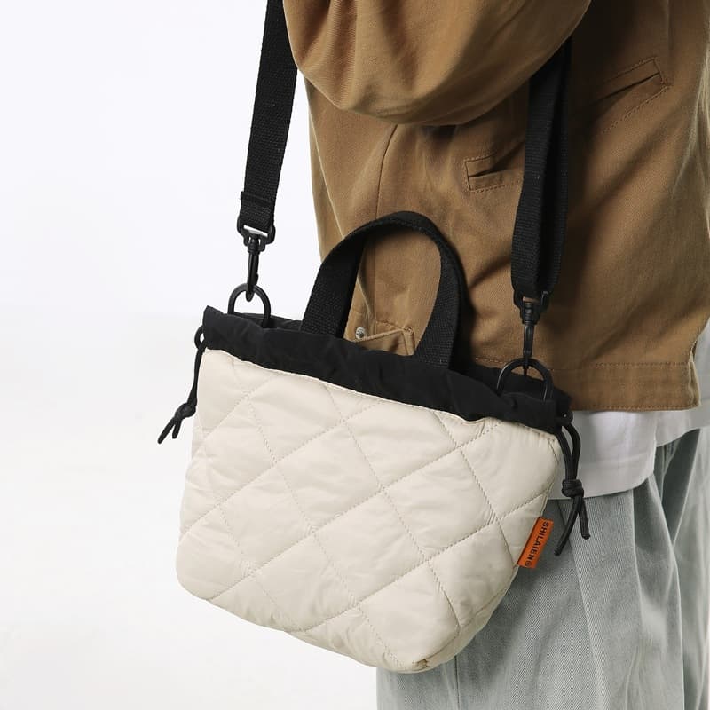 Versatile Niche Design Drawstring Crossbody Bag Casual Cotton Commuter Shoulder Bag Fashionable Simple Portable Bucket Bag