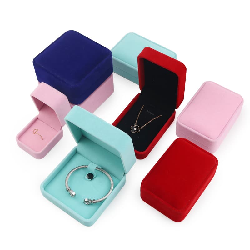 Factory direct wholesale jewelry velvet box for necklaces, rings, bracelets, earrings, ear studs, and packaging boxes