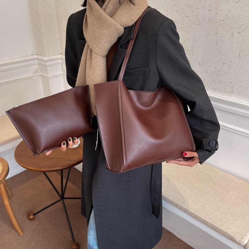 Vintage Large Capacity Bag for Women 2026 New Trend Fashion Retro Tote Bag Versatile Niche Shoulder Mother-Child Bag