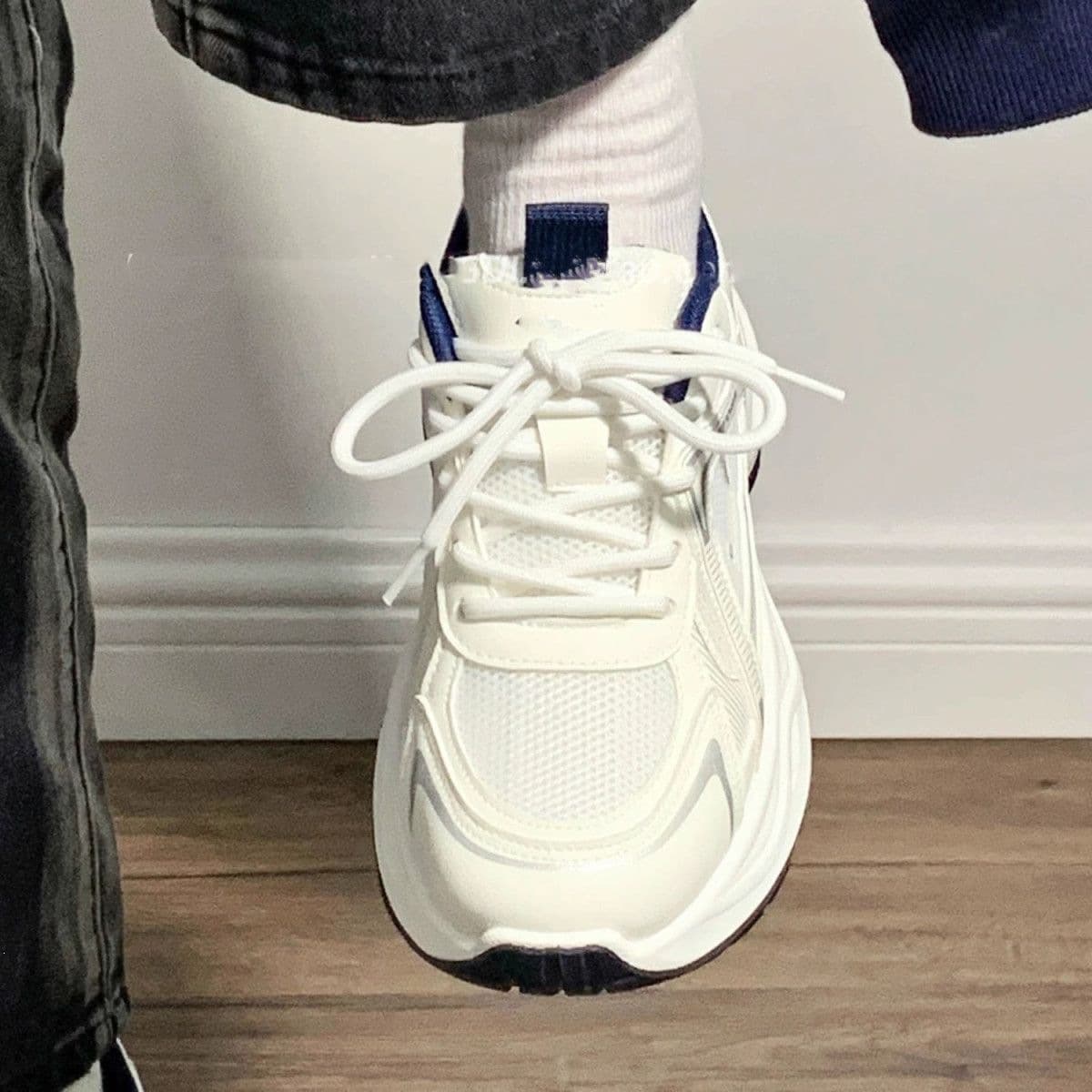 Women's Sneakers 2026 New Spring Fashion Student White Shoes Versatile Chunky Dad Shoes