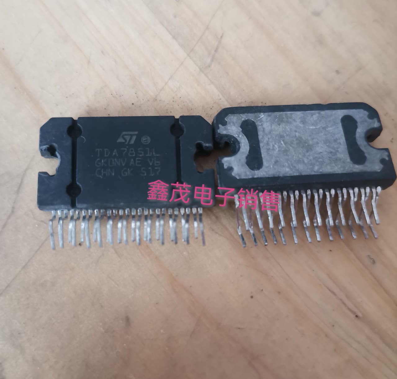 Imported Disassembled TDA7851L Audio Amplifier Car Amplifier Chip IC ZIP-25