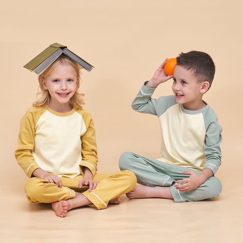 Long-sleeved winter boys' pajamas round neck girls' pajamas set combed cotton winter children's autumn linen