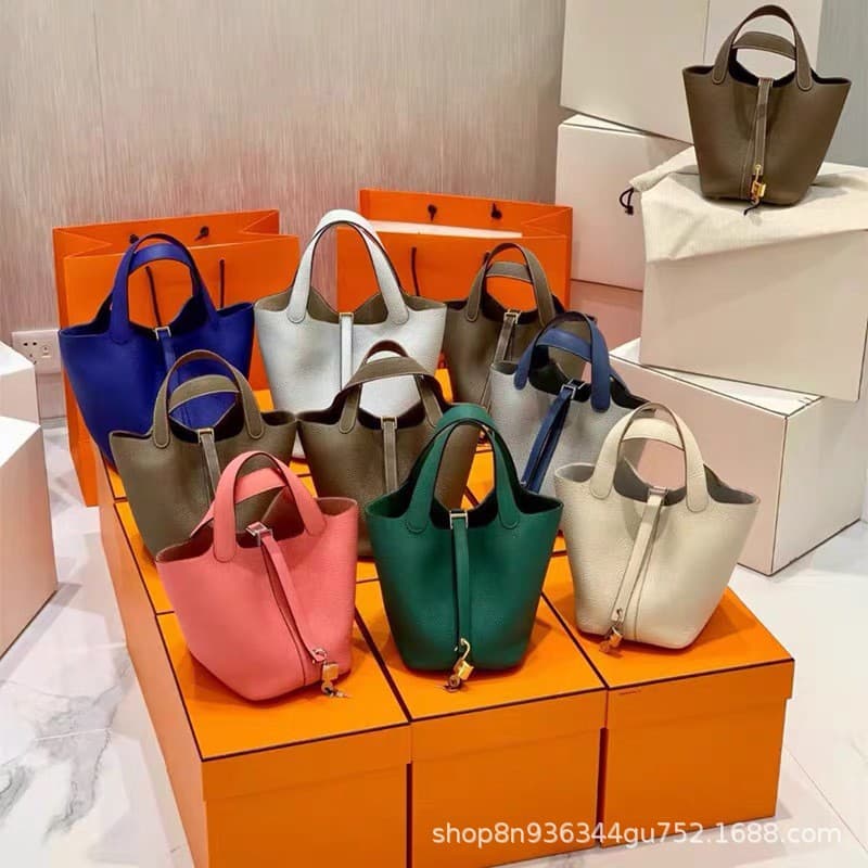 Large Capacity Women's Handbag Top Layer Cowhide Bucket Bag Fashionable Soft Leather Handheld Bag with Internal Zipper Pocket