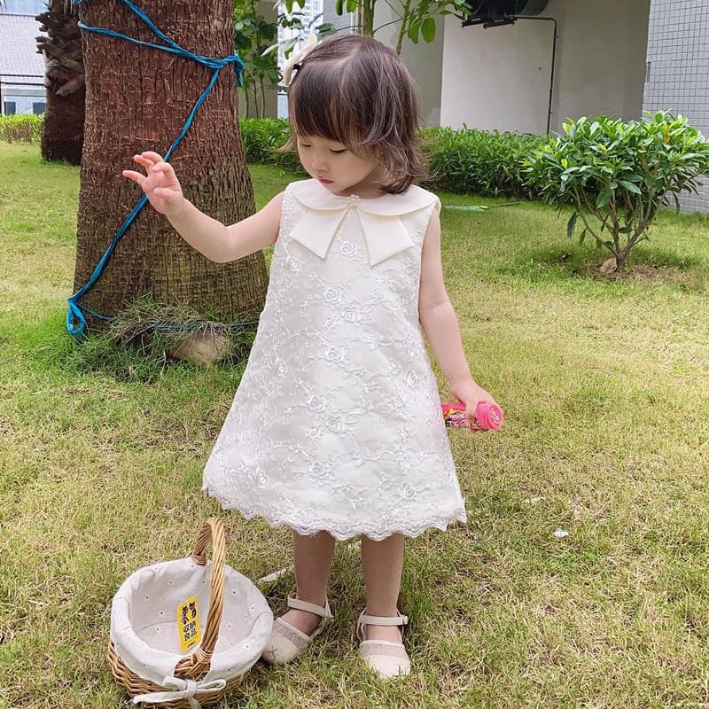 Baby Girl's 1st Birthday Dress Elegant Champagne Princess Gown for Winter