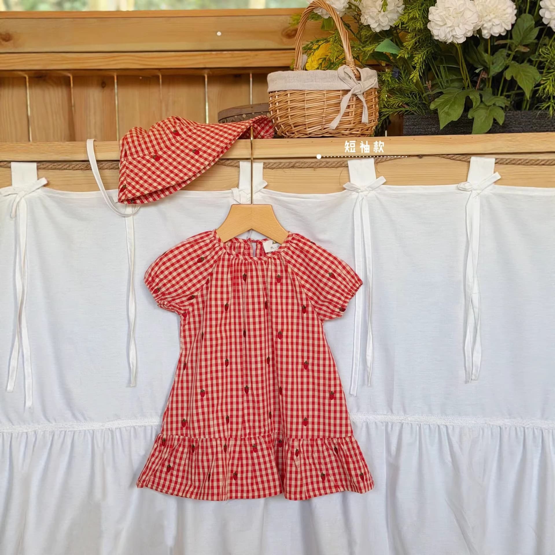 Girls' Dress Red Plaid Strawberry Embroidery Short Sleeve Dress Summer Sweet Princess Dress