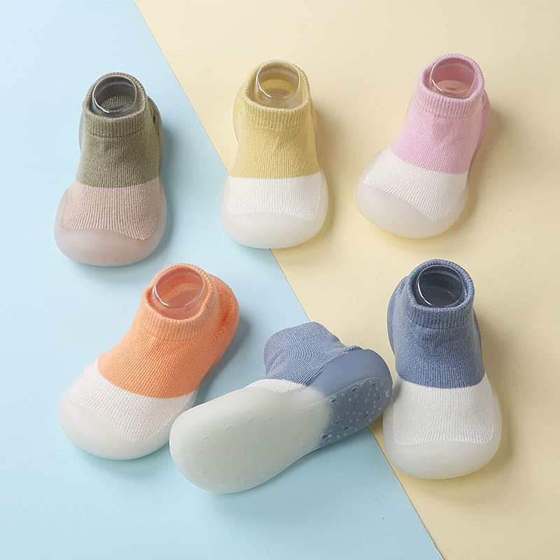 Pre-school Socks and Shoes for Boys and Girls, Spring/Autumn Breathable Anti-Odor Walking Shoes, Indoor and Outdoor Anti-Slip Floor Shoes for Infants and Toddlers