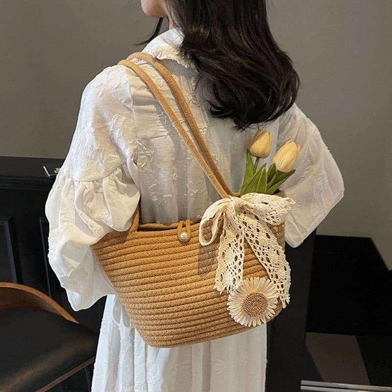 New Retro Single Shoulder Large Capacity Tote Bag Versatile Scarf Straw Woven Bag Tote Bag Women Beach Bag