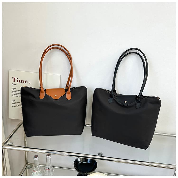 Large Capacity Minimalist Tote Bag 2025 Winter New Trend Simple Shoulder Bag Fashion Retro Crossbody Bag for Women