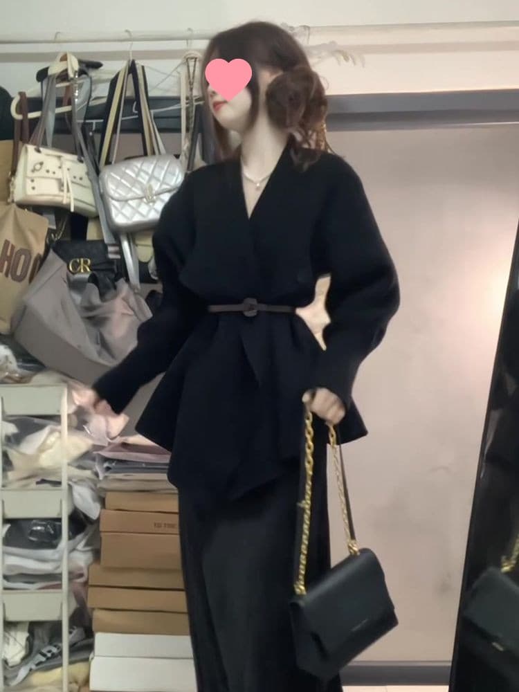 French Hepburn Style Loose Warm Knit Cardigan Sweater Set for Women Autumn Winter High-Waist Slimming Fishtail Skirt