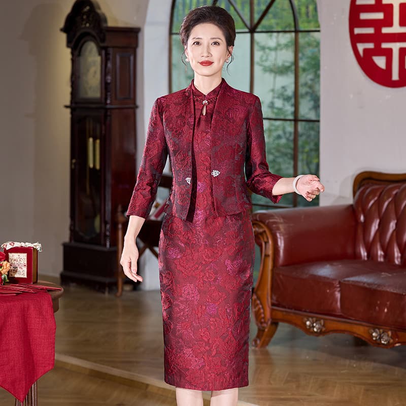 Two-piece wedding dress for mothers-in-law, perfect for wedding banquets, elegant and youthful mother-in-law dress.