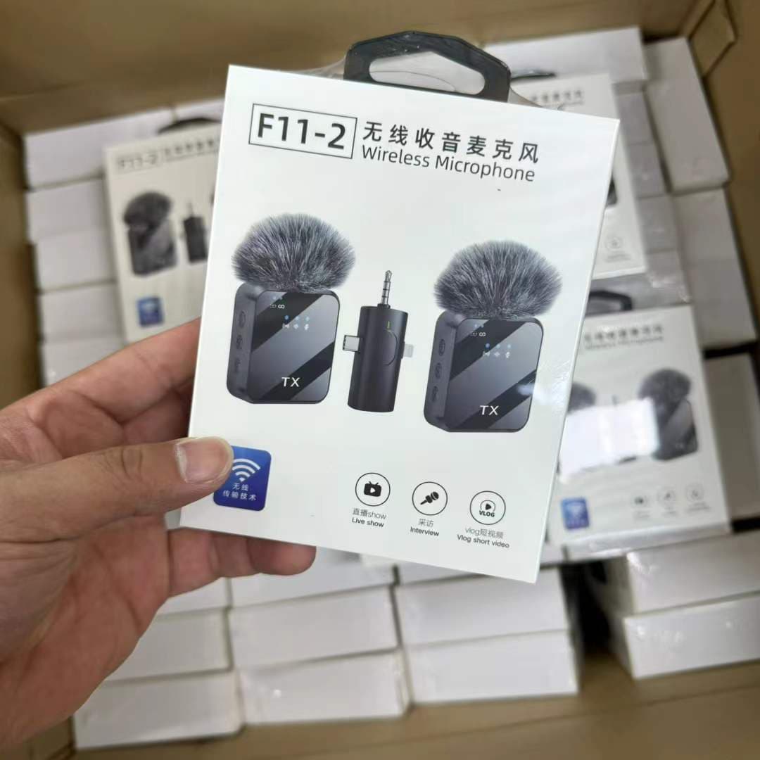 F11 3-in-1 F15 2-in-1 Clip-on Lavalier Microphone 1-to-2 Wireless Clip-on Mic Integrated Microphone