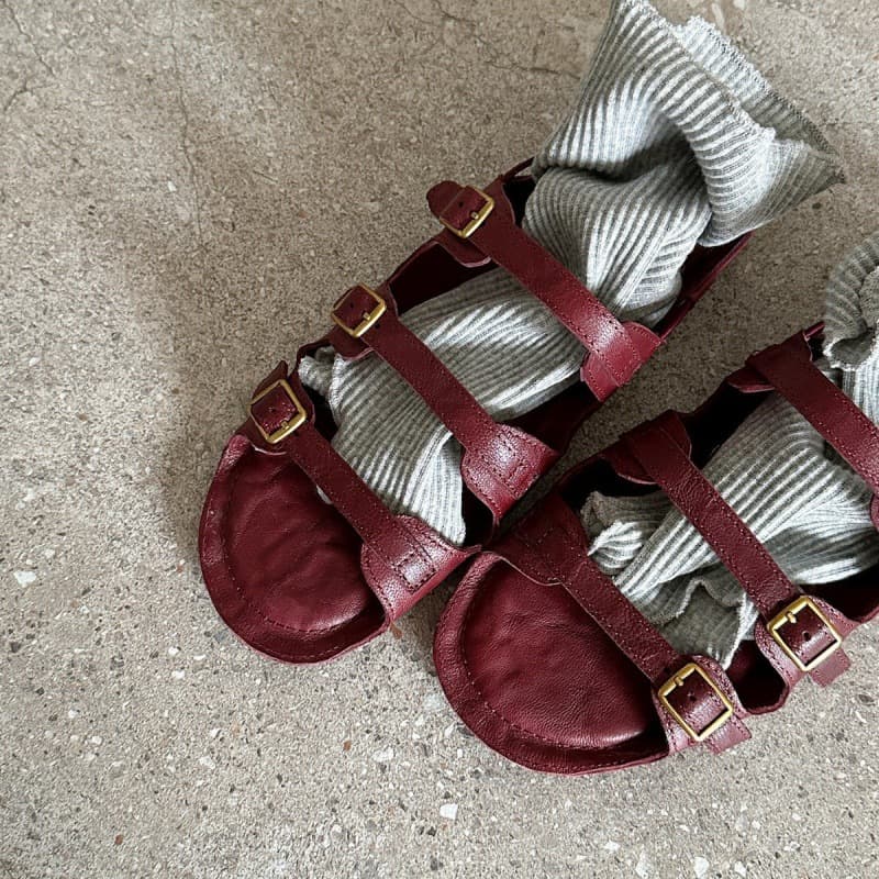 Ready stock~Sheepskin version of old money style minimalist fashion low heel soft bottom open toe sandals women's low heel outer wear Roman sandals