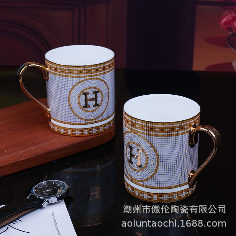 Cross-border European vintage stylish ceramic mug large capacity breakfast milk cup office afternoon coffee cup