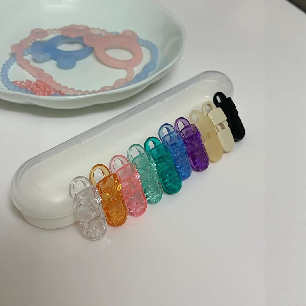 Factory Direct PC Material Anti-Loss Chain Clip Multi-Use Colorful Crocodile Baby Pacifier Clip for Infants