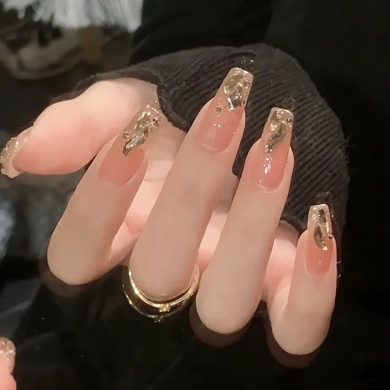 Wearable Nails, Medium-Length, with Crushed Diamonds and Glitter, Wholesale Nail Tips, Wearable Nail Stickers, Ins-Style, Brightening Effect