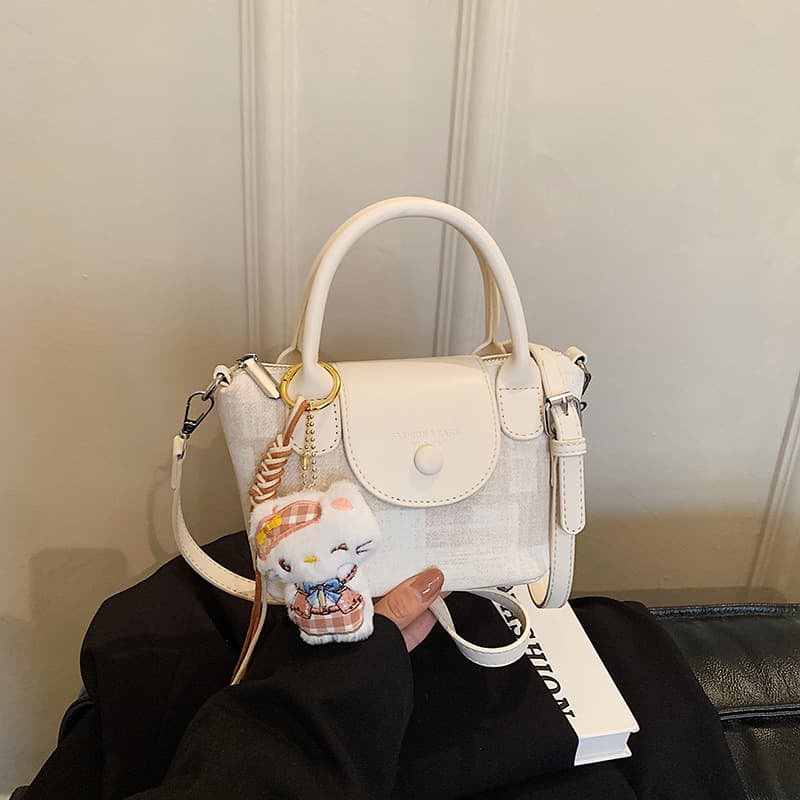 Trendy Korean-Japanese Small Bag for Women 2026 New Fashion Versatile Crossbody Handbag Mini Tote