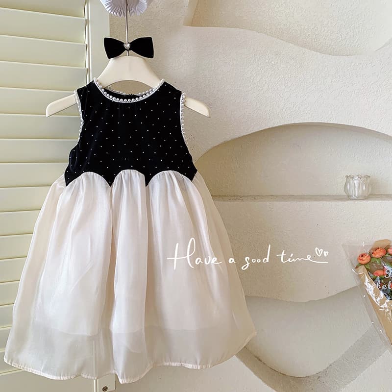 Girls' Sleeveless Pearl Dress 2026 Summer Vest Dress Princess Dress Flowing Little Chanel Style Fairy Dress Gown