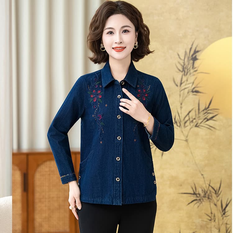 2025 New Style Middle-Aged and Elderly Women's Spring and Autumn Denim Long-Sleeved Shirt with Embroidery, Suitable for 60-Year-Olds, Top, Shirt, and Jacket