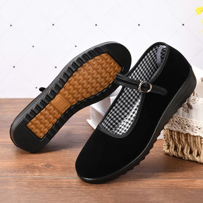 Old Beijing style women's cloth shoes, durable, wear-resistant, black flat cloth shoes for hotel etiquette, square dancing, mom shoes.