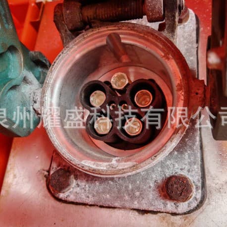 CAVOTEC Deck Socket CAVOTEC PC5-VX05-0700 and CAVOTEC PC4