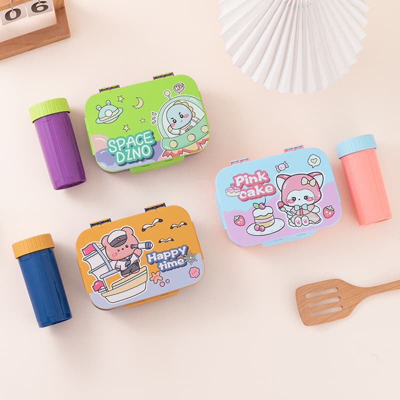 Cartoon creative plastic compartmented flip-top lunch box microwaveable portable lunch box water cup set gift