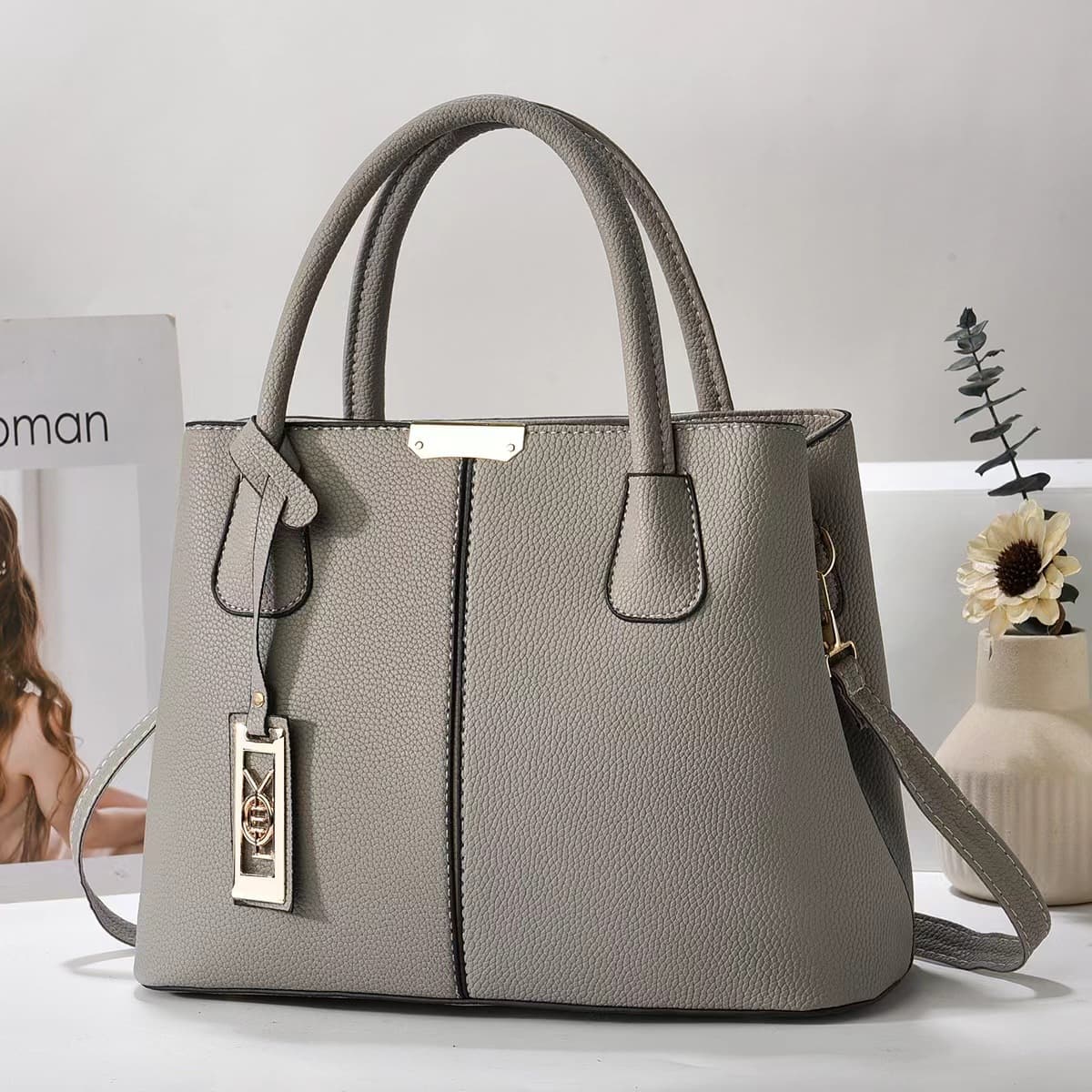 New Fashion Handbag for Foreign Trade, Tote Bag for Middle-Aged Moms, Large Capacity Shoulder Bag, Crossbody Bag with Wire Tag