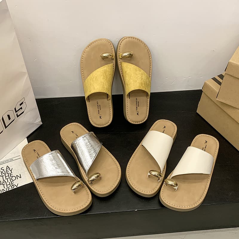 Flat Birkenstock Slides for Women Summer 2026 New with Dresses Beach Sandals French Elegant Toe-Loop Slides