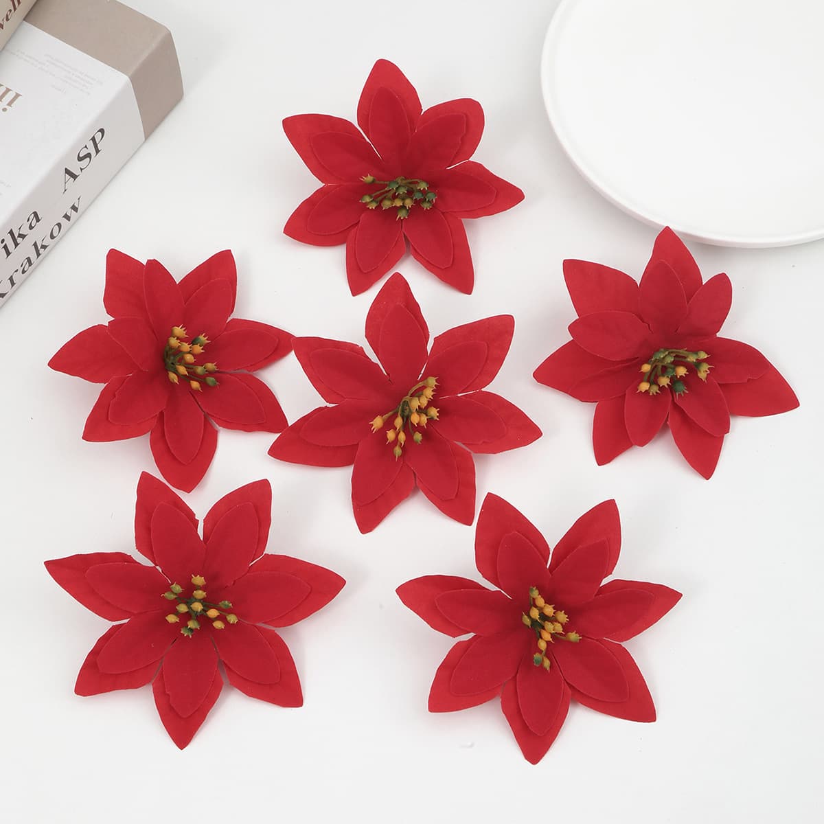 Wholesale cross-border simulated velvet Christmas flowers, poinsettia Christmas tree flower heads, decorative flowers, poinsettias