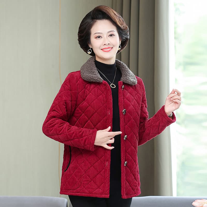 Middle-aged and elderly women's autumn and winter cotton clothing, Western style mom's clothing, velvet thickened short cotton clothing, 2021 new quilted jacket