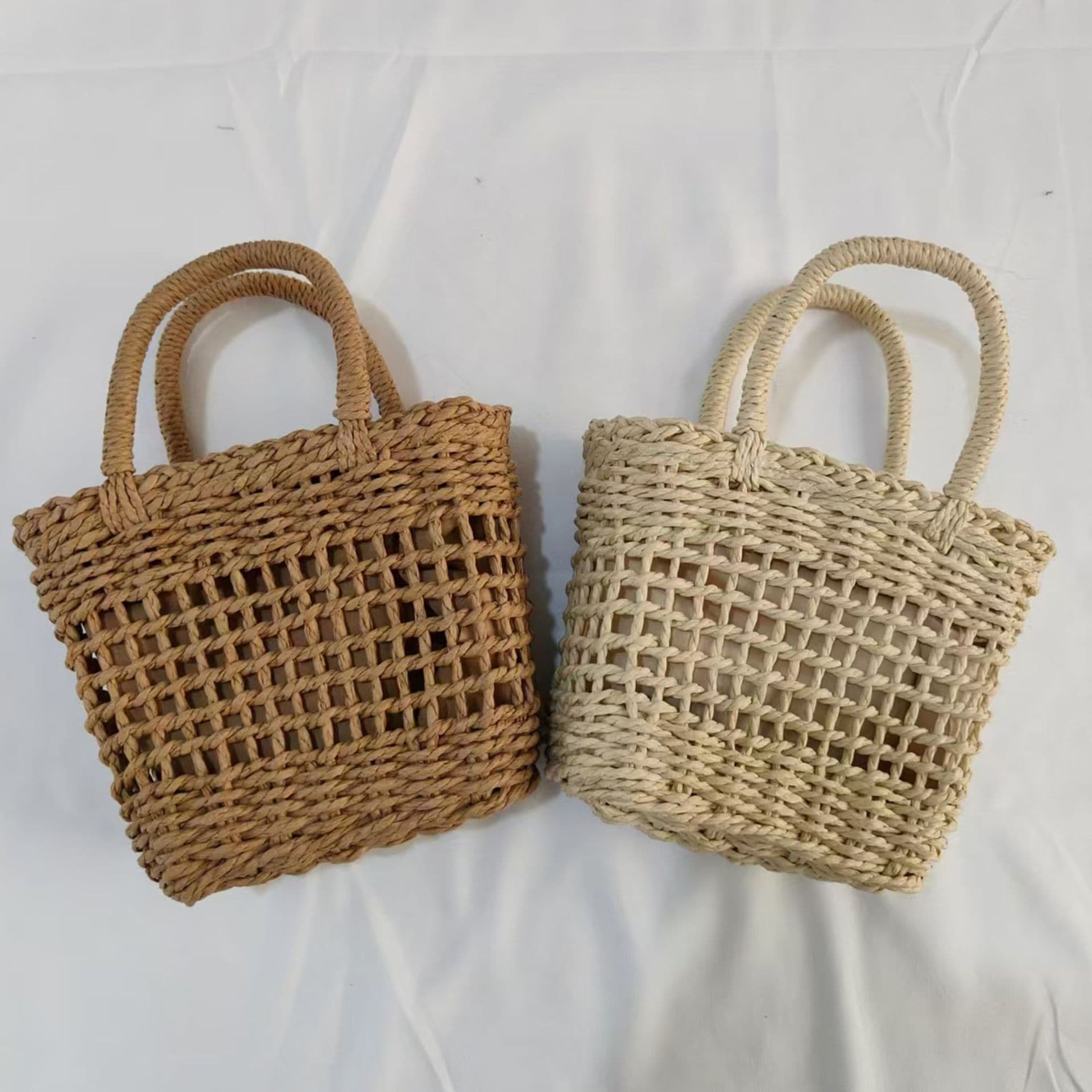 New Hollow Portable Crossbody Bag, Small Square Bag, Hand-Woven Straw Bag, Simple Casual Beach Vacation Bag