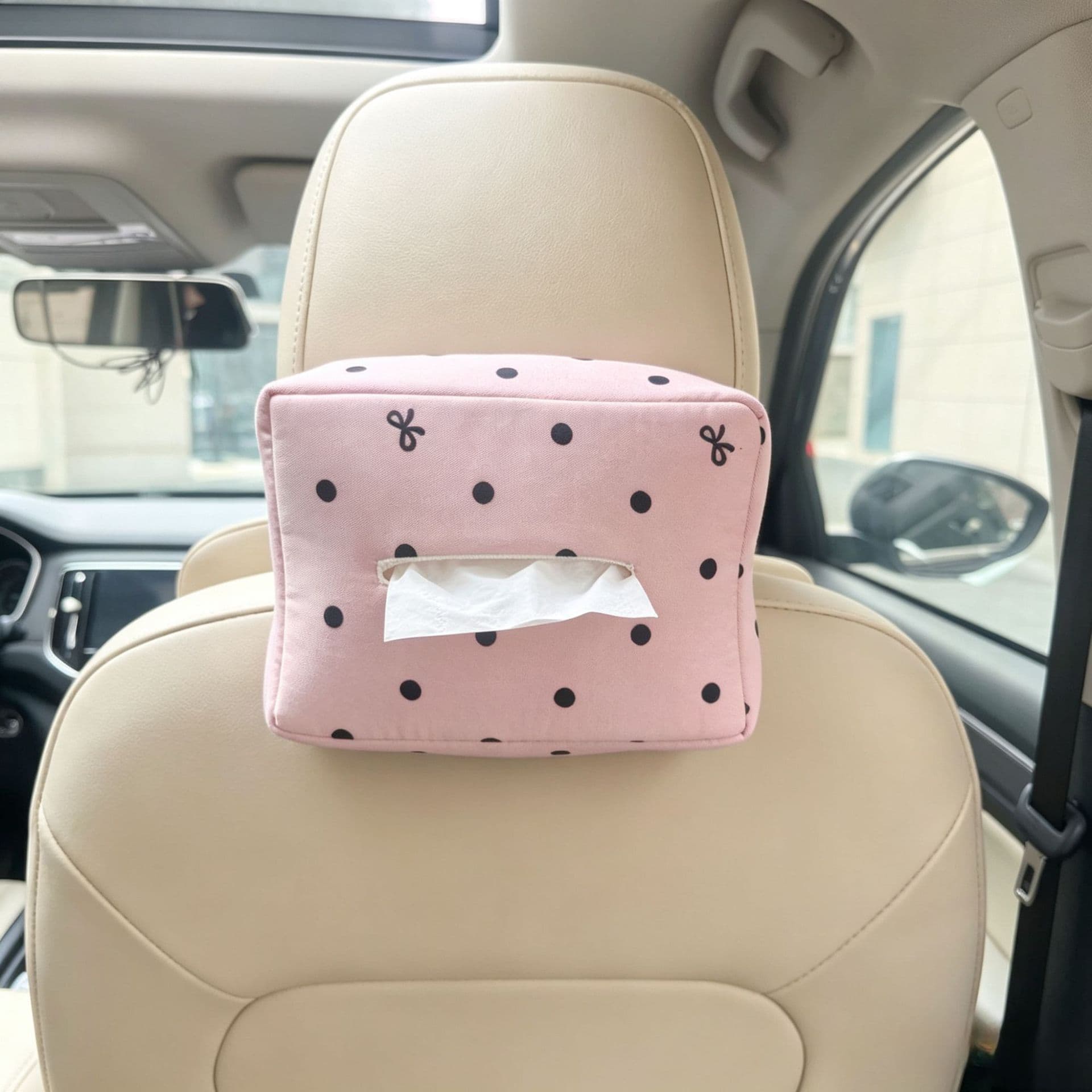 Car-Mounted Tissue Box, Fashionable Polka Dot Bowknot Hanging Tissue Box, Creative Multifunctional In-Car Tissue Bag