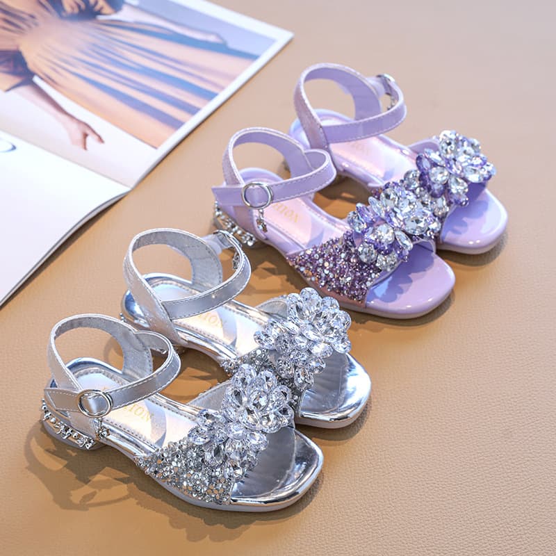 Girls' Summer 2025 Children's Princess Shoes Silver High Heel Crystal Shoes with Dress Baby Girl Fashionable Performance Sandals