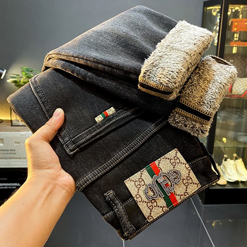 High-end winter fleece-lined thickened men's slim-fit, warm, casual, trendy, and stylish cotton-padded long pants