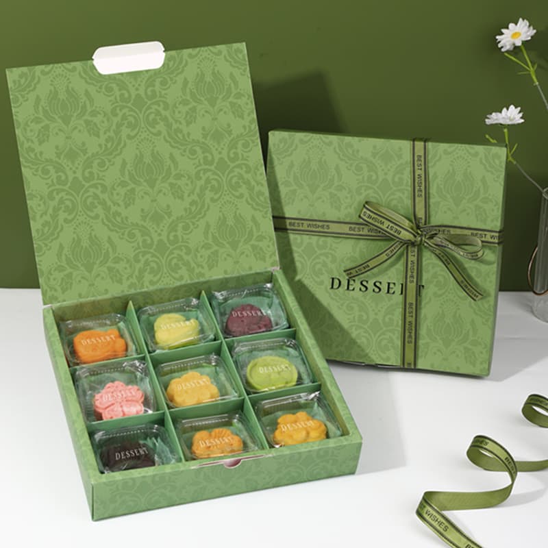 Elegant Green Grid Mooncake Packaging Box Traditional Chinese Pastry Box 80g Lotus Seed Paste Egg Yolk Pastry Box for Mid-Autumn Festival