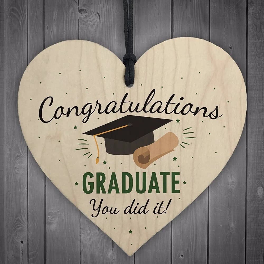 Graduation Gift Wooden Heart Souvenir Gift for Her for Him Graduation Party Decoration Christmas Home Decoration