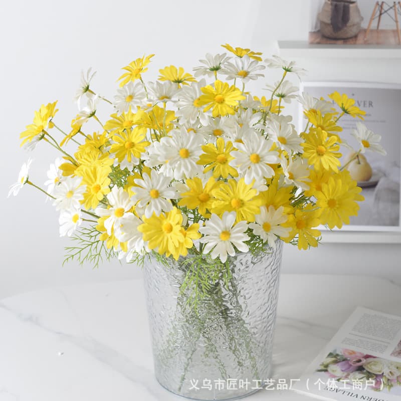 Simulated 5 Dutch Chrysanthemum Wild Chamomile Daisy Home Decoration Fake Flower Photography Props Simulation Flower Wholesale