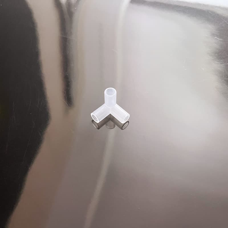 Manufacturer wholesale lantern connector DIY four-corner 5mm sleeve material, four-corner palace lamp three-way connector