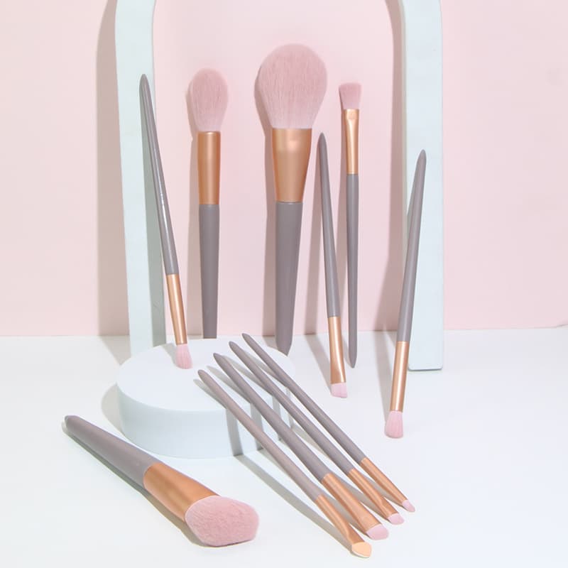 Beautiful Milk Tea Color Makeup Brush Set Foundation Brush Wholesale Makeup Tool Storage 11-Piece Makeup Brush Set