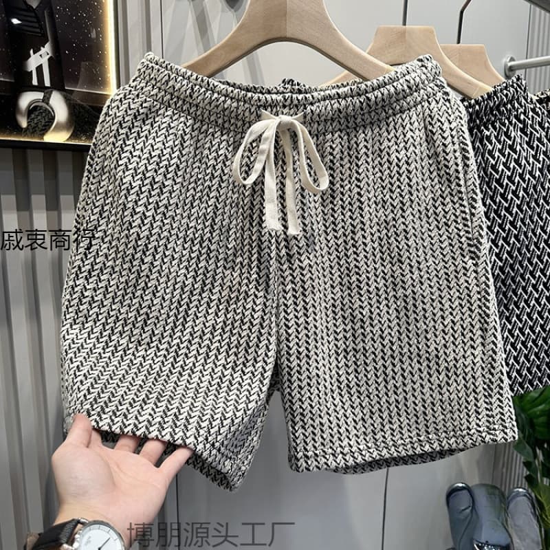 Cross-border Light Luxury Trendy Houndstooth Shorts for Men Loose Fit Four-inch Beach Shorts Retro Casual Pants Summer