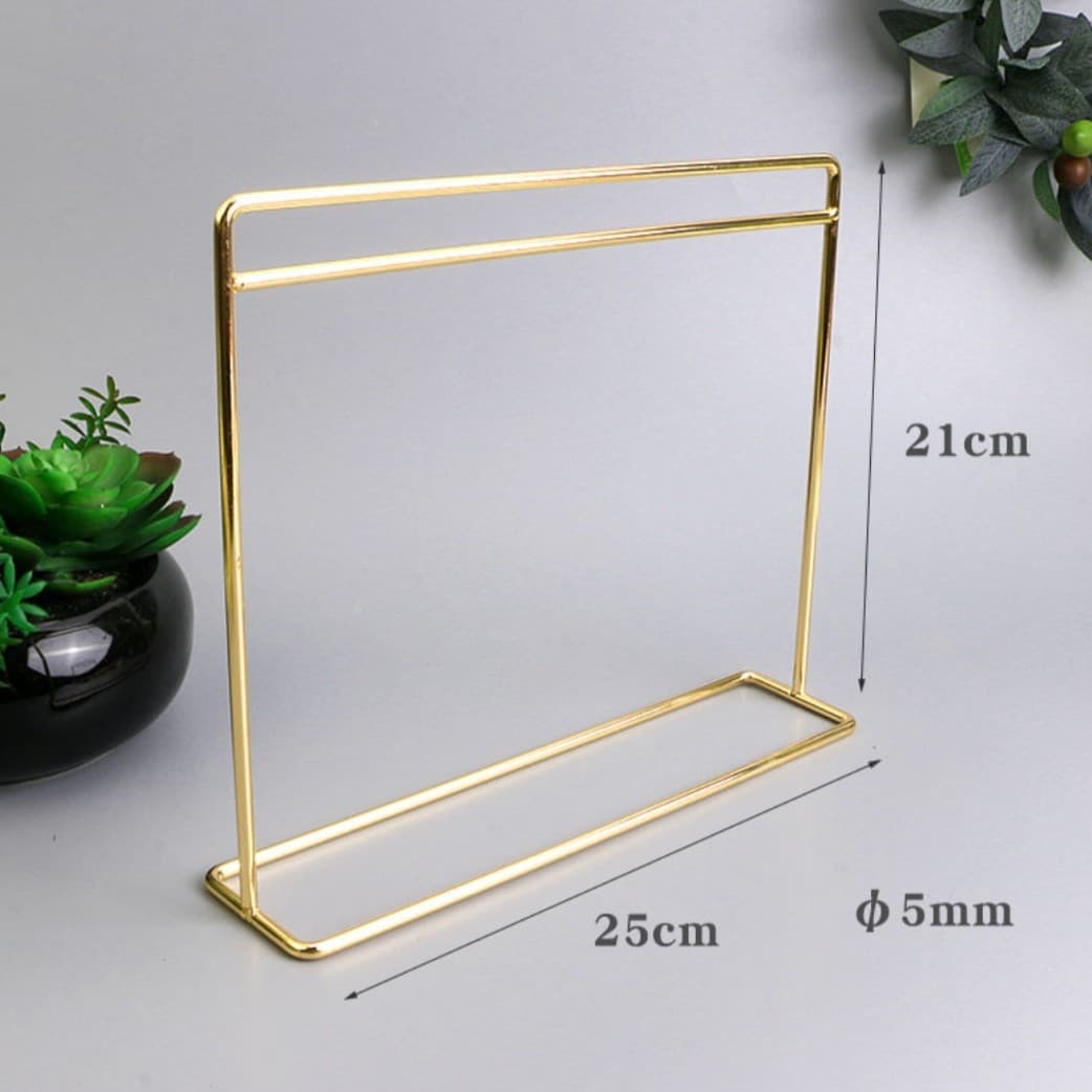 Barbie Doll Princess Toy Simple Clothes Hanger Medium Size Metal Crafts Office Culture Category