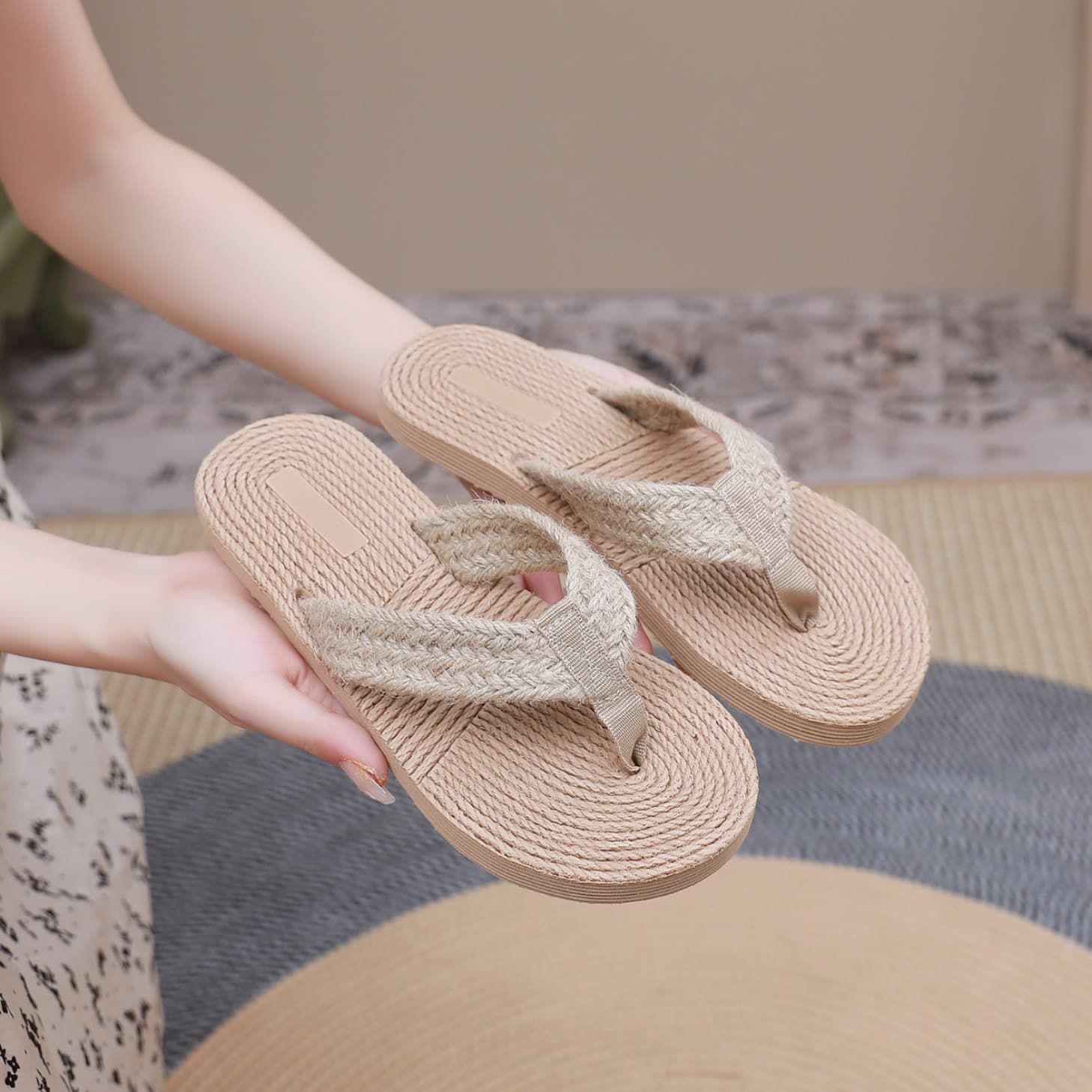 Ethnic style imitation straw travel imitation espadrille women's slippers Korean fashion outer wear slip-on fashion beach slippers for girls