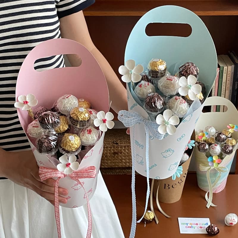 Handheld Flower Box Hug Bucket Round Small Flower Box Flower Tube Foldable Fresh Flower Box with Handle Bag Teacher's Day Bouquet Packaging Box