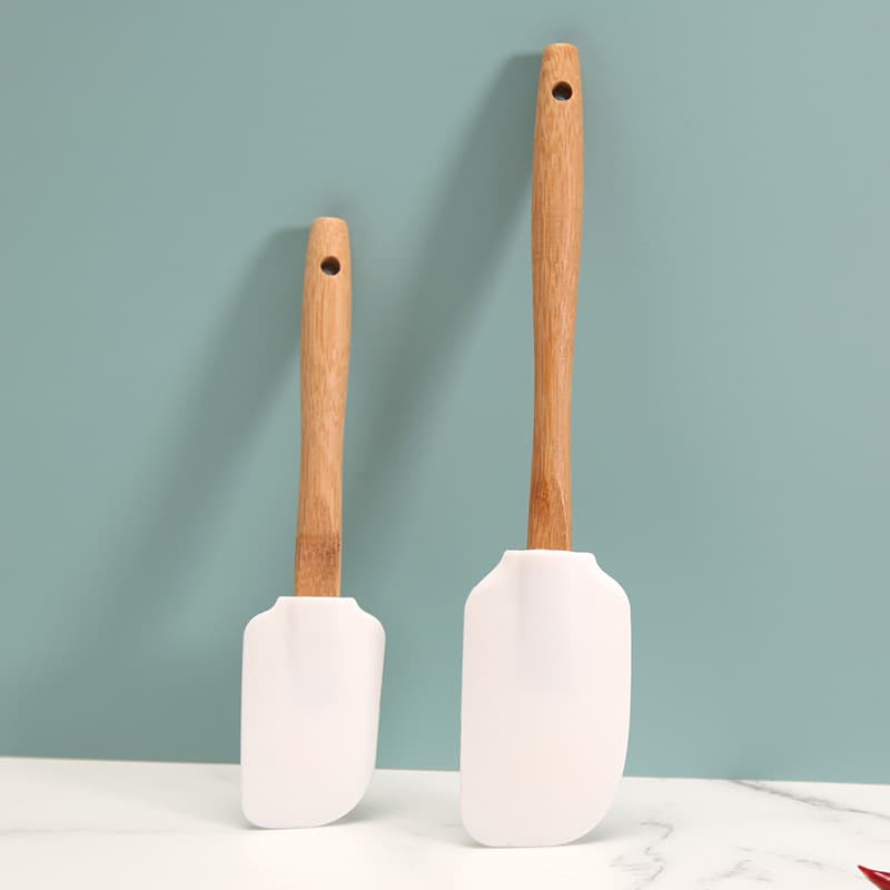 Wooden Handle Silicone Spatula Baking Tools Butter Spatula Oil Brush Cream Silicone Spatula Cake Scraper Manufacturer Wholesale