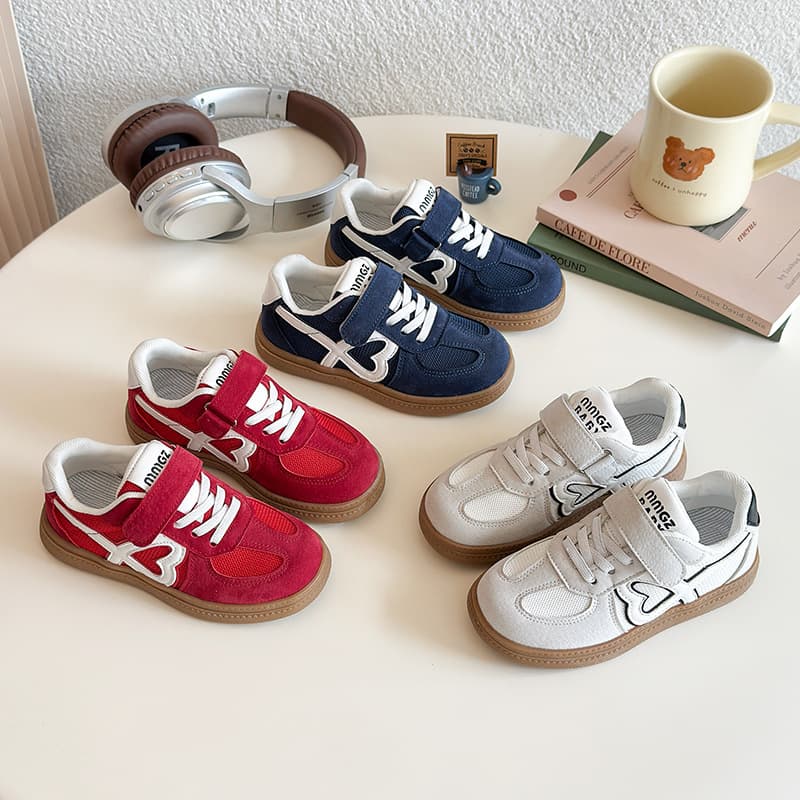 Girls' Fashionable and Versatile Daily Outdoor Sports Shoes 2025 Summer New Boys Velcro Style Convenient Running Shoes