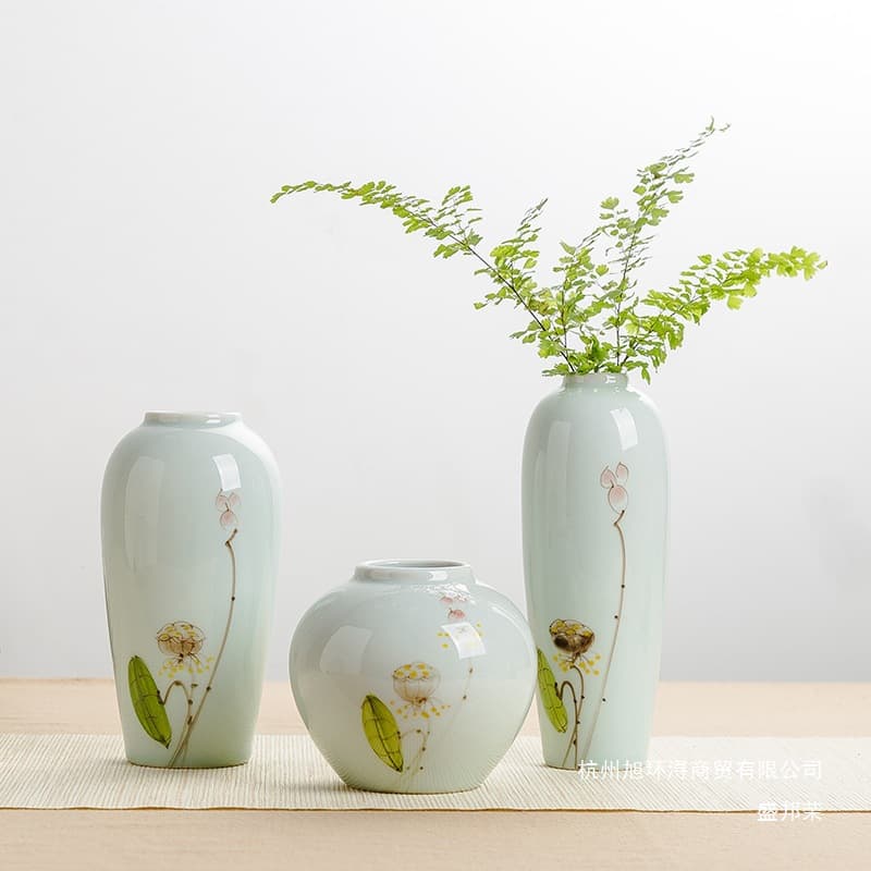 Jingdezhen Ceramic Hand-painted Lotus Small Vase Tea Room Decoration Dry Flower Hydroponic Flower Arrangement Living Room Three-piece Set