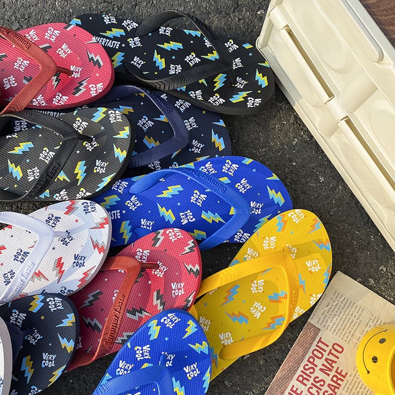 Trendy Summer Sandals Slippers Flip Flops New Style Women Men Fashion Durable Indoor Outdoor Casual