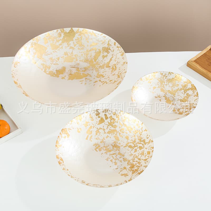 Foreign trade wholesale home restaurant bar KTV glass fruit plate creative retro gold foil white porcelain gold fruit plate fish plate bowl